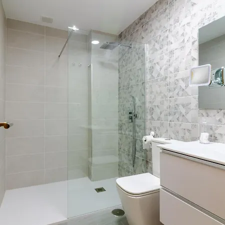 Wintowinrentals Huge Private Terrace &, Relax Apartment